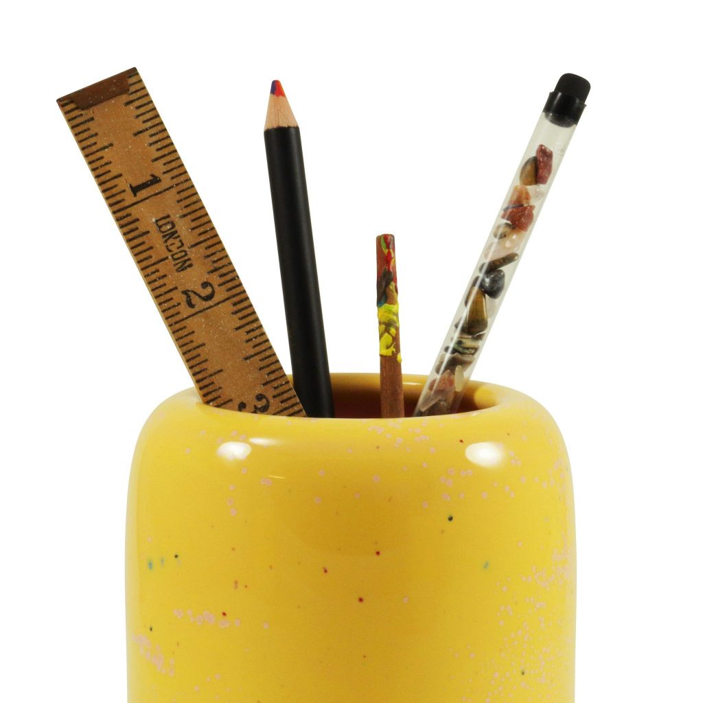 Studio Arhoj  – Pen Pot (Velvet Banana)