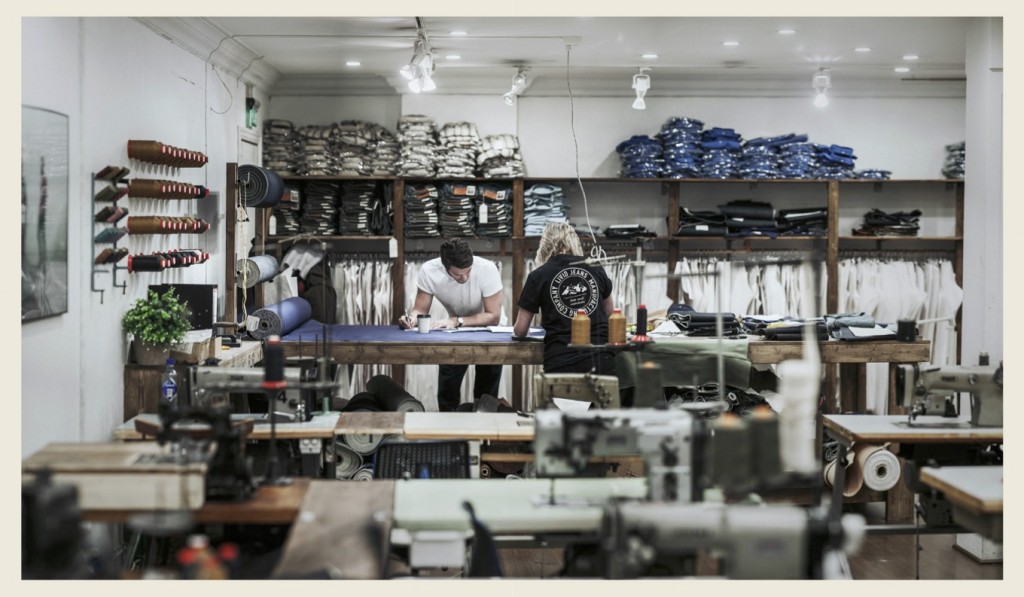 Blue Blooded: Denim Hunters and Jeans Culture