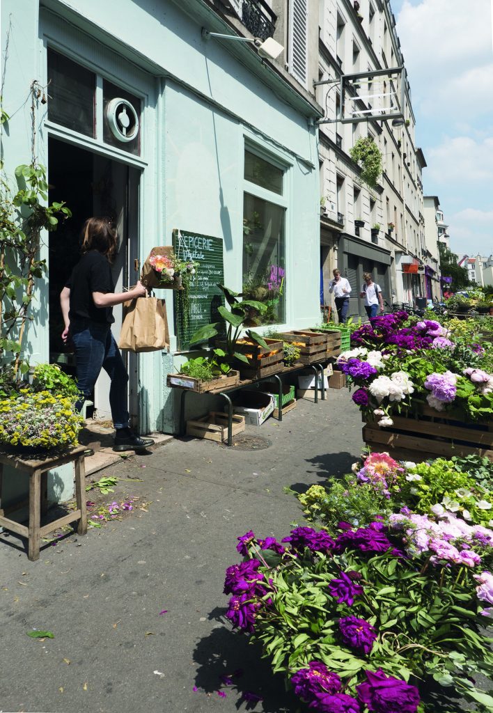 Sacré Cœur – Paris Guide Book