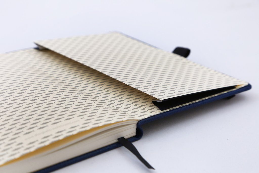 Dingbats* A5+ Wildlife Blue Whale Notebook Plain