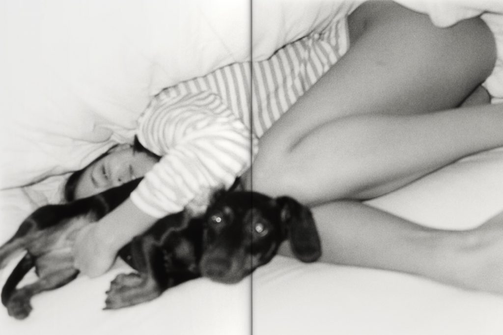 Morena, Issue 6 – Hanna Moon with Moffy dreaming in Japan