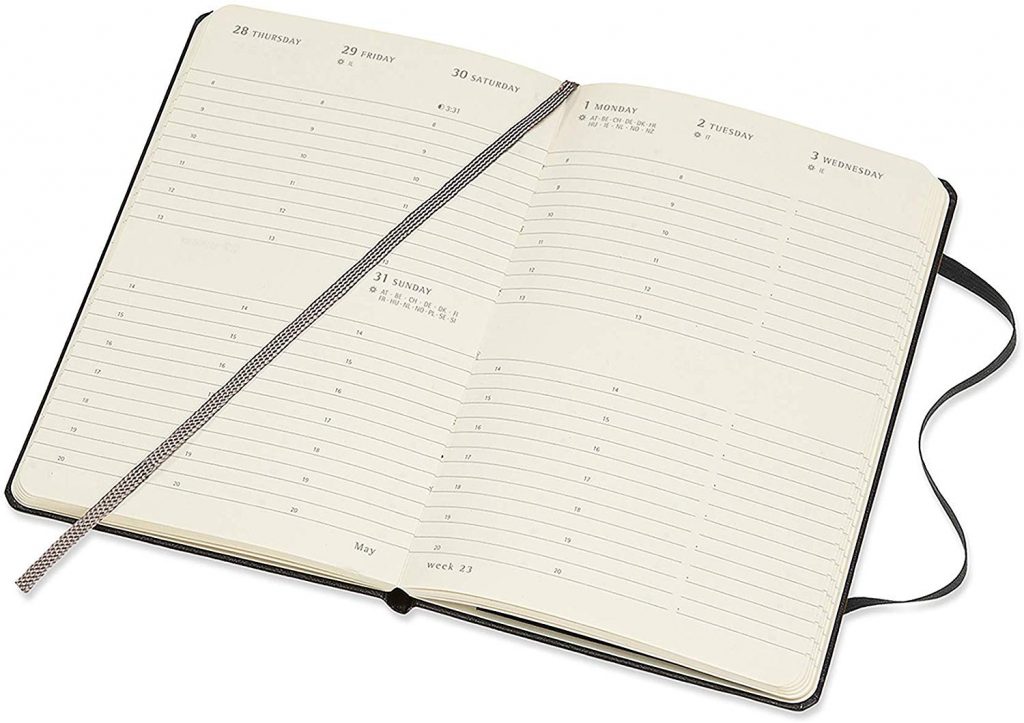 Moleskine Classic 2020 Weekly Planner (Vertical, Hard Cover, Poc